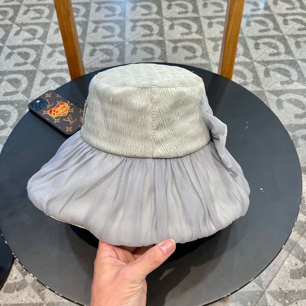 Louis Vuitton Caps